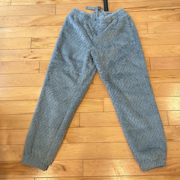 Crave Fame light blue soft fleece 2 piece jogger pants and crop jacket set - Picture 10 of 15